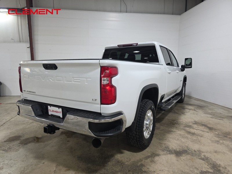 Chevrolet Silverado 2500HD Vehicle Image 06