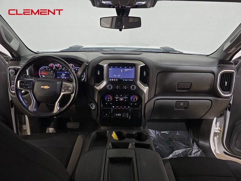 Chevrolet Silverado 2500HD Vehicle Image 10
