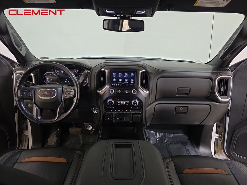 GMC Sierra 1500 Vehicle Image 11
