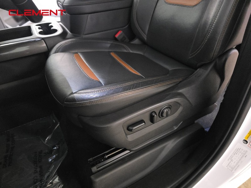 GMC Sierra 1500 Vehicle Image 24