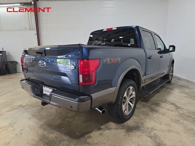 Ford F-150 Vehicle Full-screen Gallery Image 6