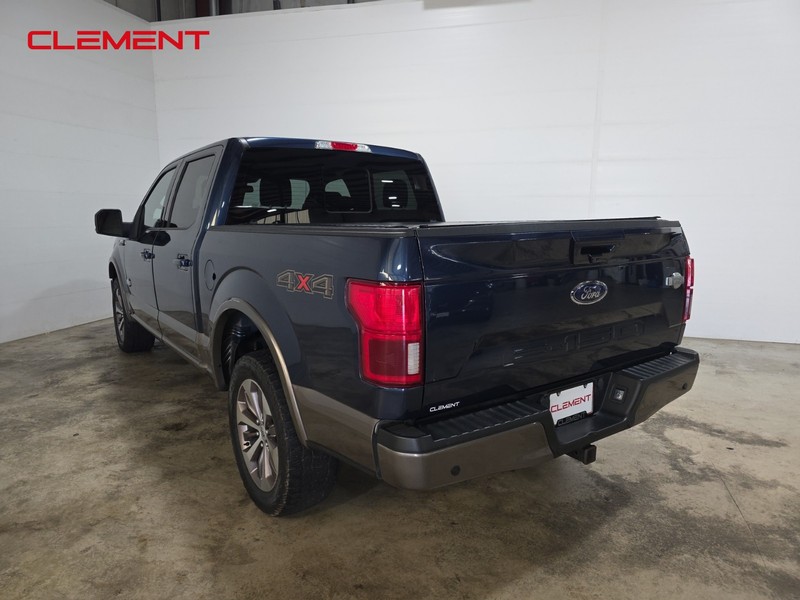 Ford F-150 Vehicle Full-screen Gallery Image 8