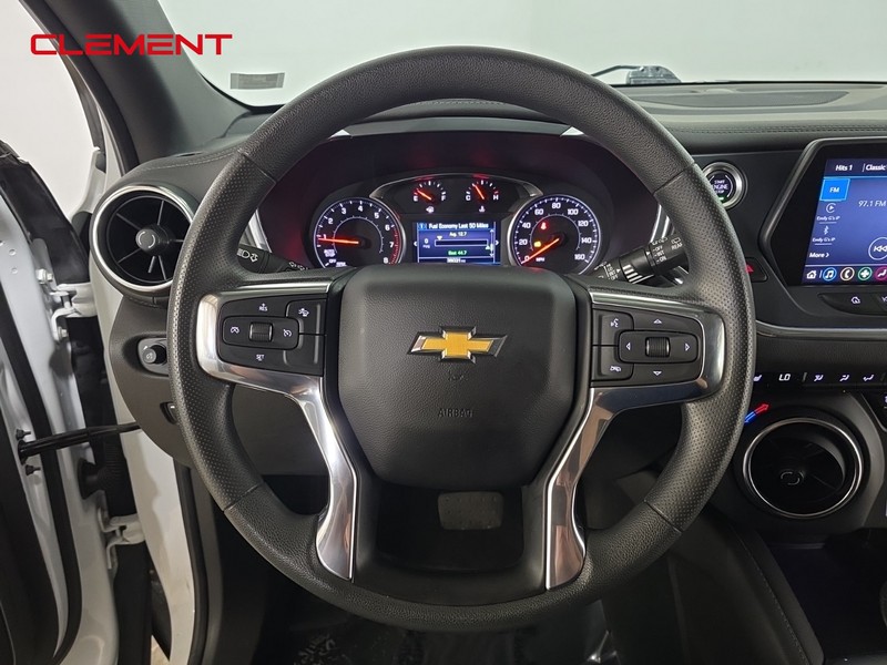 Chevrolet Blazer Vehicle Image 11