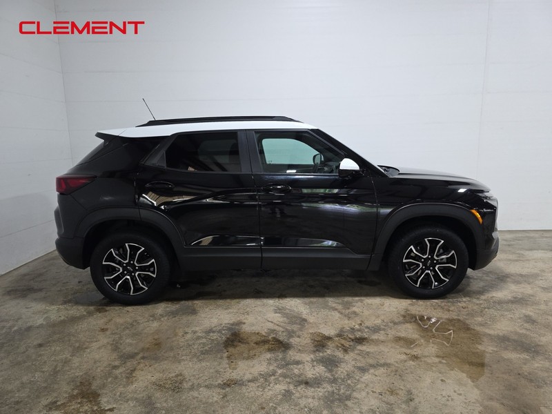 Chevrolet Trailblazer Vehicle Full-screen Gallery Image 4