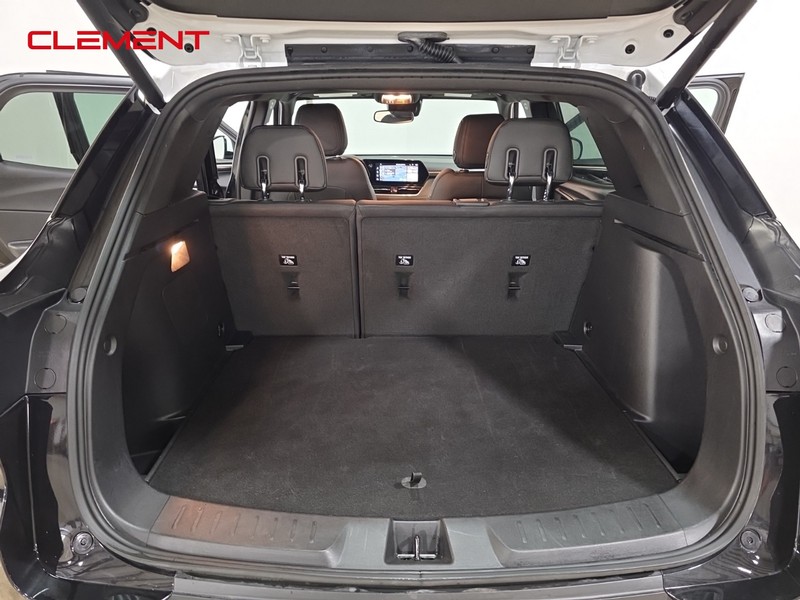 Chevrolet Trailblazer Vehicle Full-screen Gallery Image 10