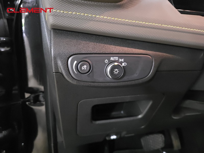 Chevrolet Trailblazer Vehicle Full-screen Gallery Image 12