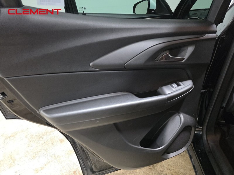 Chevrolet Trailblazer Vehicle Full-screen Gallery Image 26