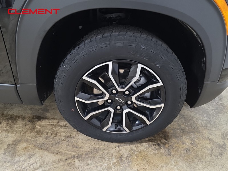 Chevrolet Trailblazer Vehicle Full-screen Gallery Image 32