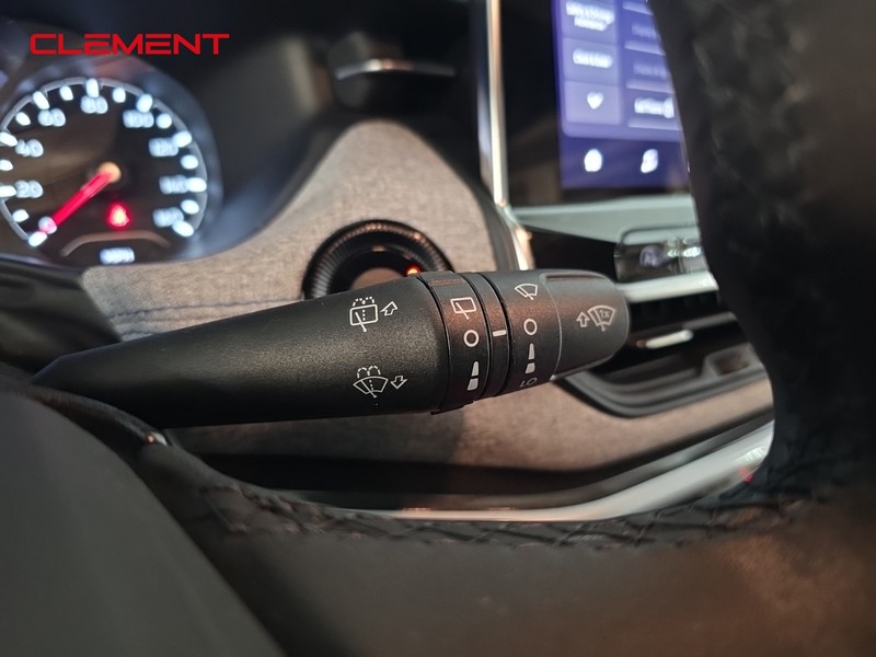 Jeep Compass Vehicle Full-screen Gallery Image 16