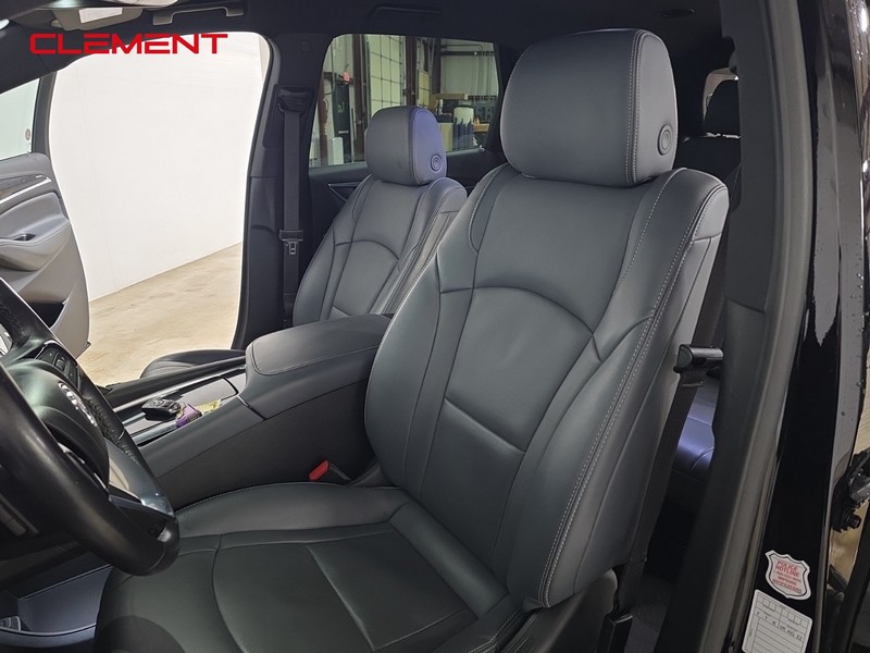 Buick Enclave Vehicle Full-screen Gallery Image 27