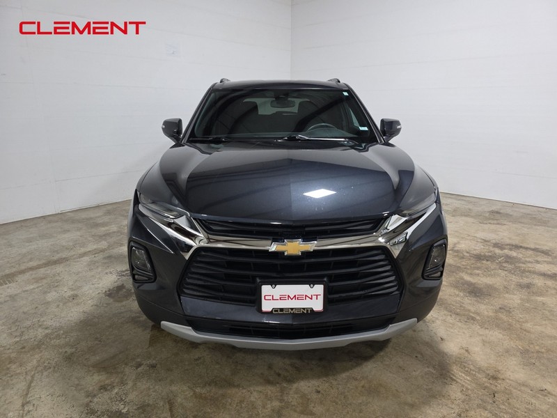 Chevrolet Blazer Vehicle Full-screen Gallery Image 2