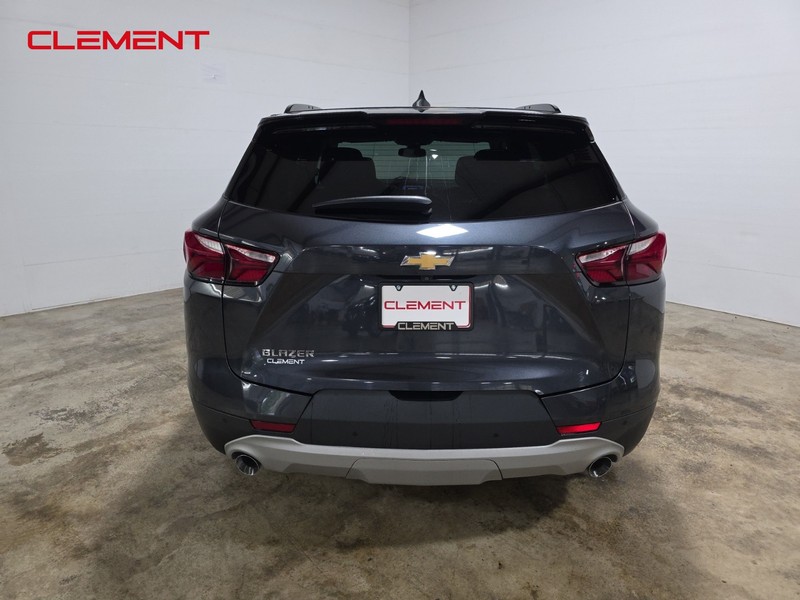 Chevrolet Blazer Vehicle Full-screen Gallery Image 7