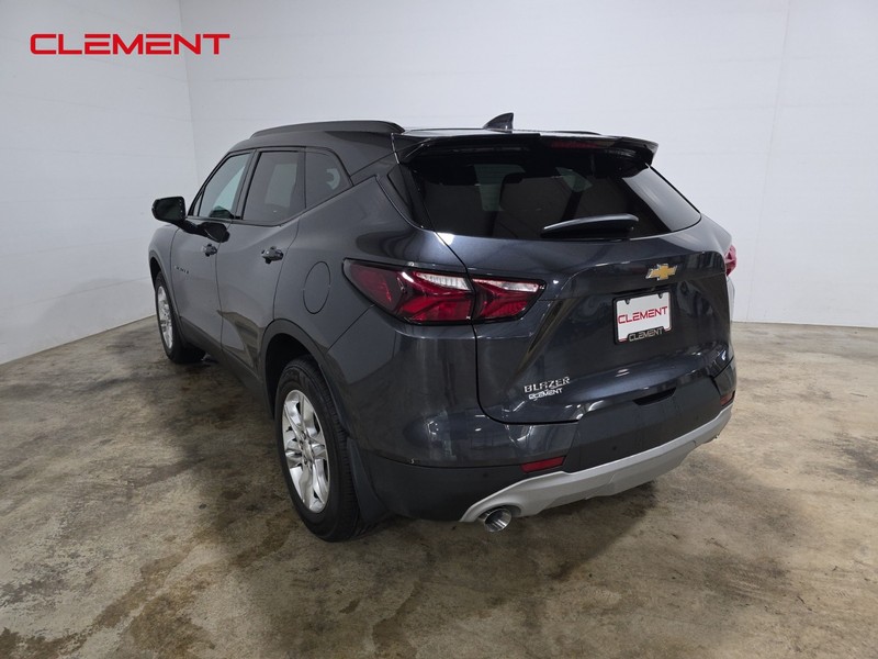 Chevrolet Blazer Vehicle Full-screen Gallery Image 8