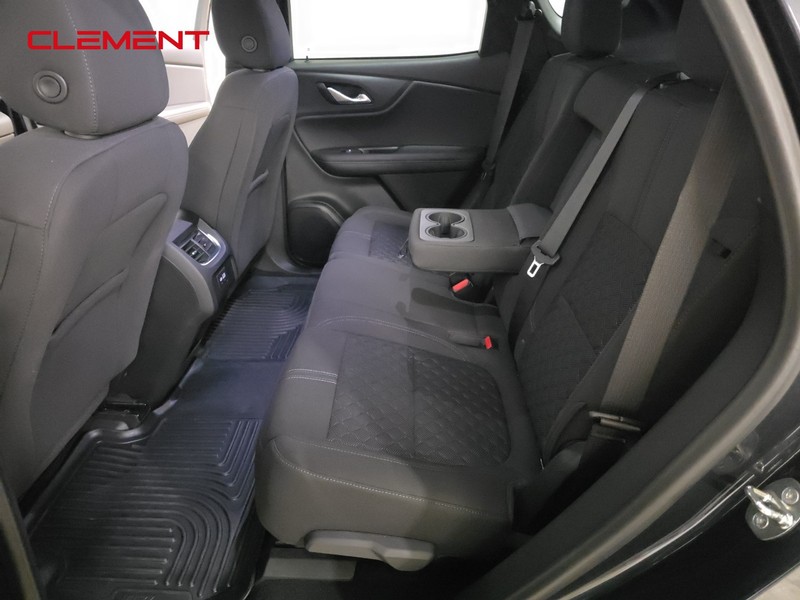 Chevrolet Blazer Vehicle Full-screen Gallery Image 25