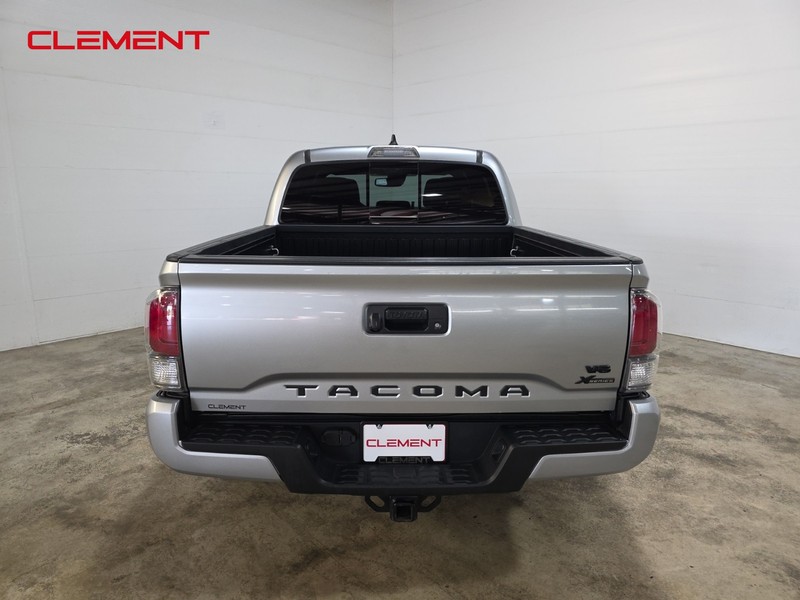Toyota Tacoma 4WD Vehicle Image 07