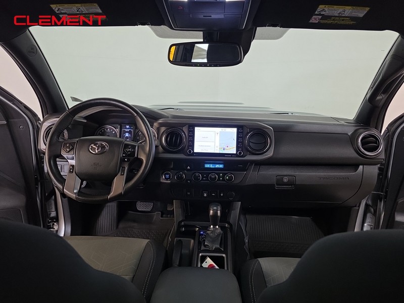 Toyota Tacoma 4WD Vehicle Image 10