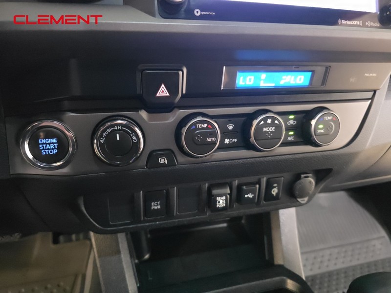 Toyota Tacoma 4WD Vehicle Image 20