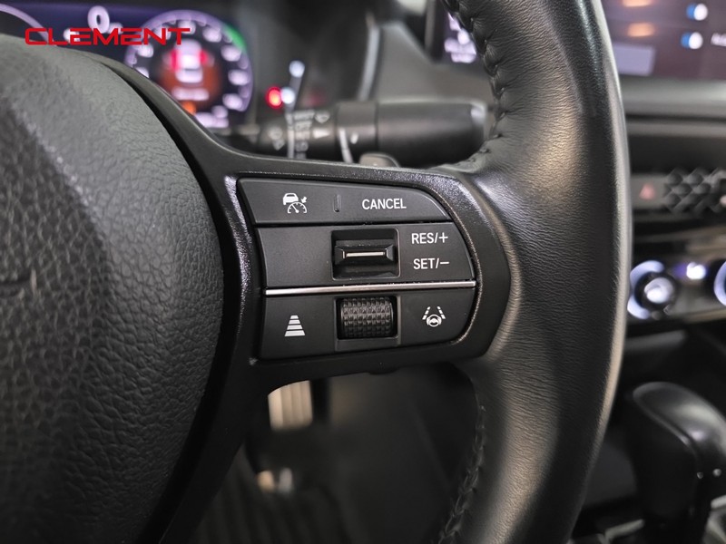 Honda Accord Hybrid Vehicle Full-screen Gallery Image 13