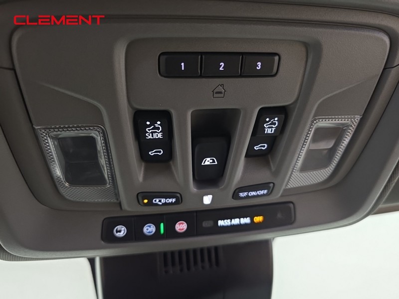 GMC Sierra 2500HD Vehicle Full-screen Gallery Image 23