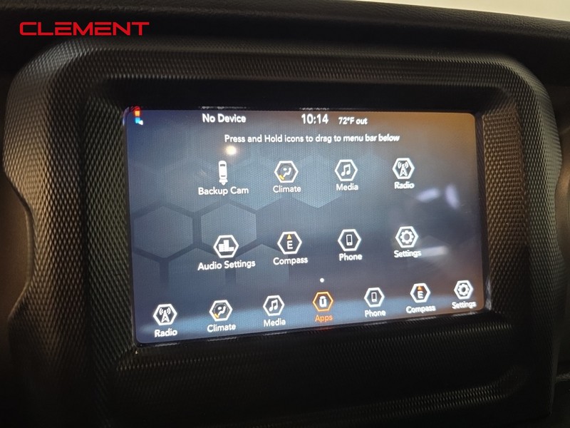 Jeep Wrangler Vehicle Full-screen Gallery Image 17