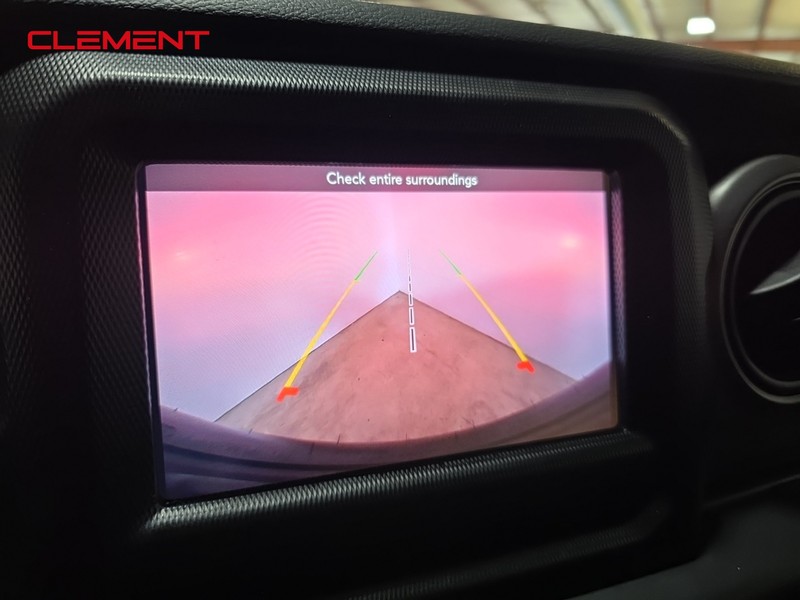 Jeep Wrangler Vehicle Full-screen Gallery Image 18