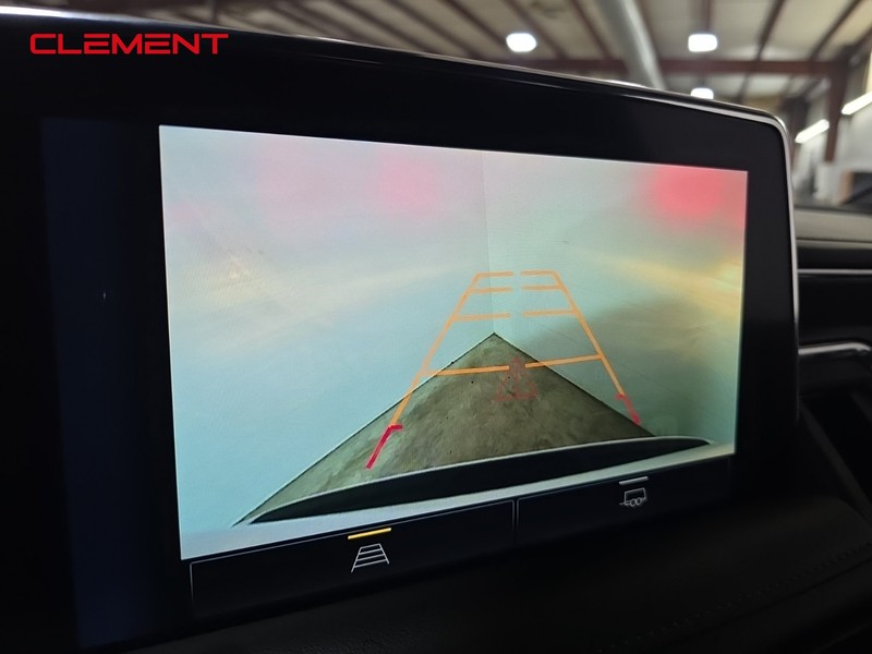 Chevrolet Tahoe Vehicle Full-screen Gallery Image 18