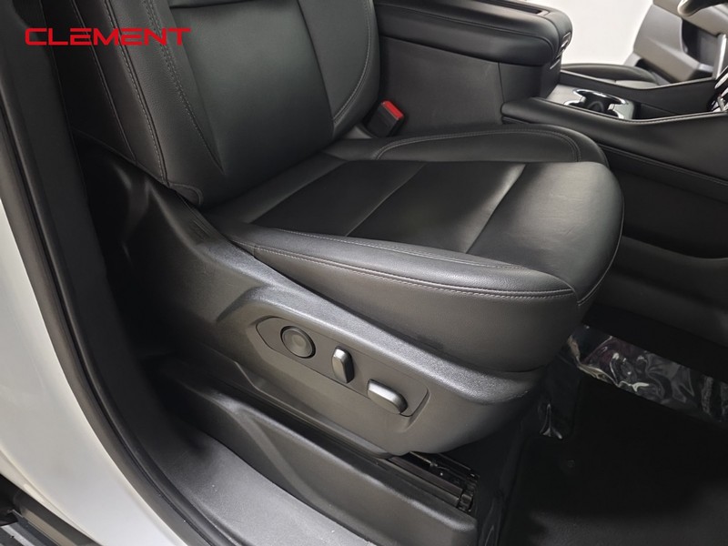 Chevrolet Tahoe Vehicle Full-screen Gallery Image 31