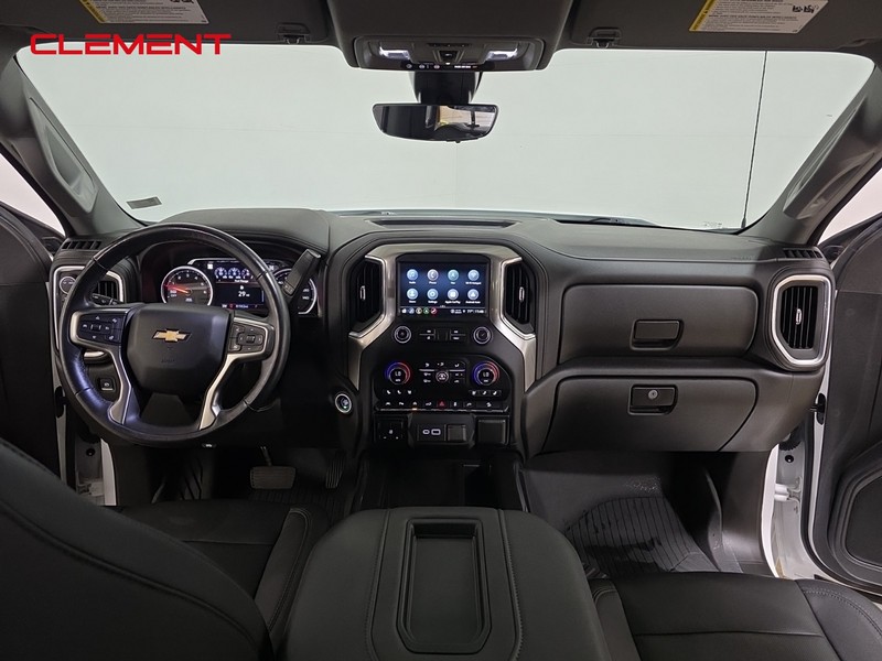 Chevrolet Silverado 1500 Vehicle Full-screen Gallery Image 10