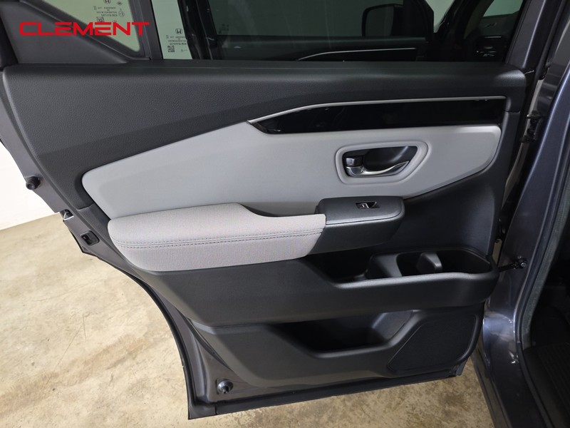 Honda Pilot Vehicle Image 26