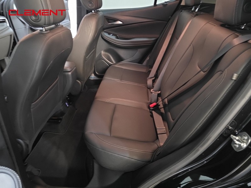 Buick Encore GX Vehicle Full-screen Gallery Image 26