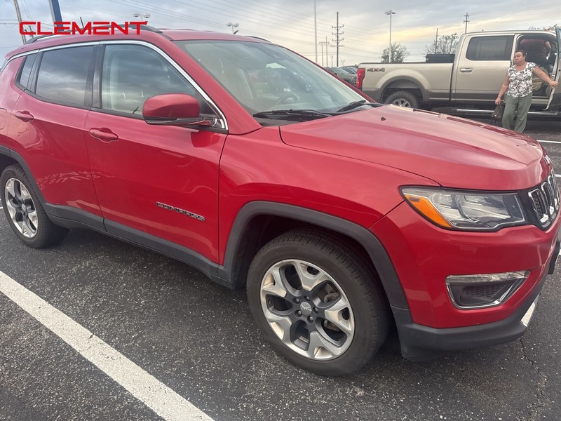 Jeep Compass Vehicle Image 02