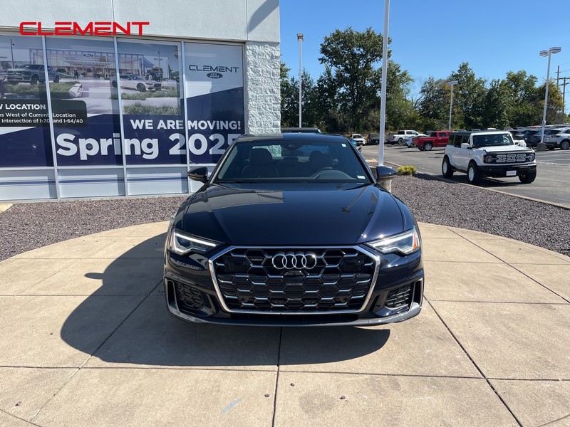 Audi A6 Sedan Vehicle Full-screen Gallery Image 02