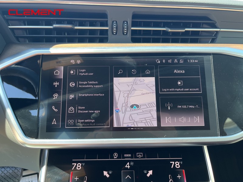 Audi A6 Sedan Vehicle Full-screen Gallery Image 16