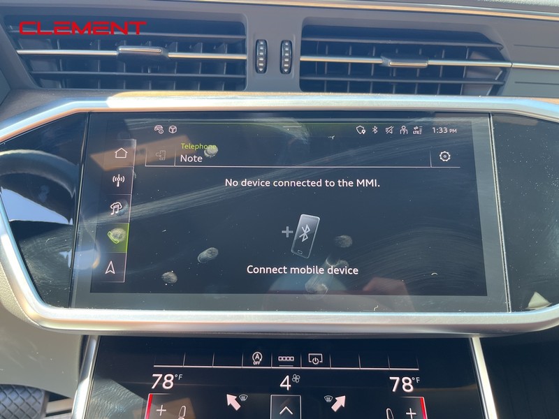 Audi A6 Sedan Vehicle Full-screen Gallery Image 18