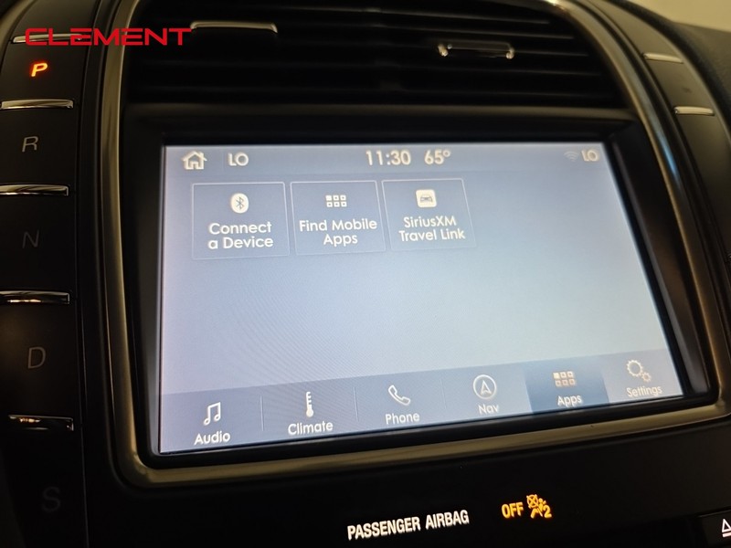 Lincoln Nautilus Vehicle Full-screen Gallery Image 20