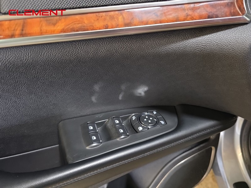 Lincoln Nautilus Vehicle Full-screen Gallery Image 26