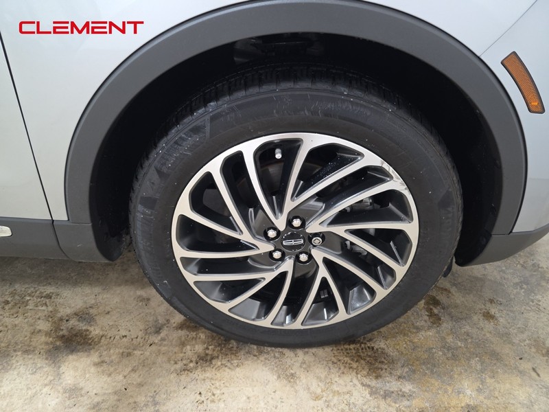 Lincoln Nautilus Vehicle Full-screen Gallery Image 37