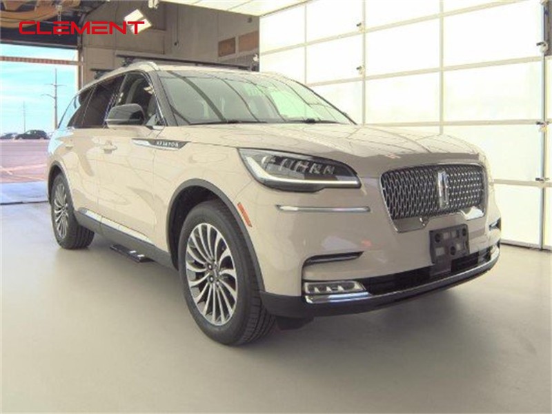 Lincoln Aviator Vehicle Image 02