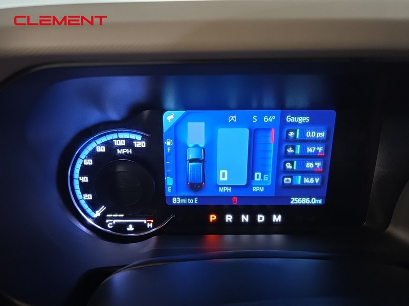 Ford Bronco Vehicle Full-screen Gallery Image 15