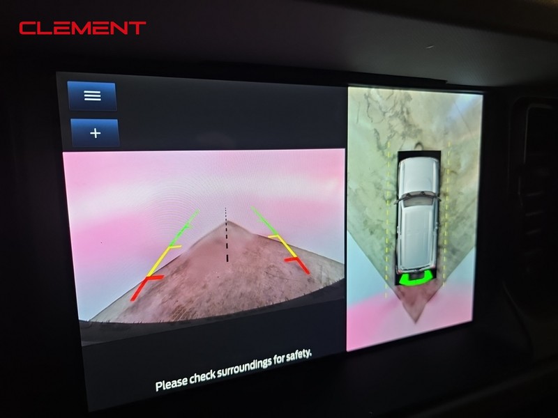 Ford Bronco Vehicle Full-screen Gallery Image 17