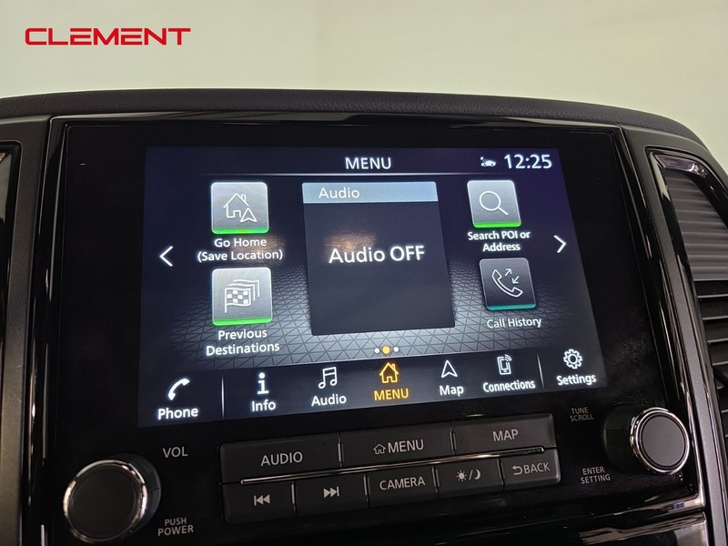 Nissan Titan Vehicle Full-screen Gallery Image 16