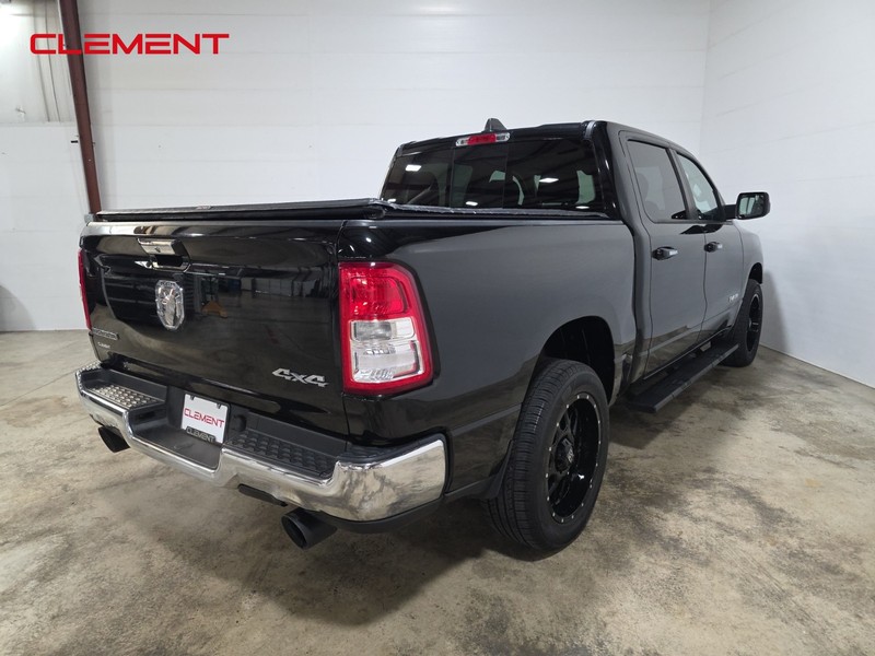 Ram 1500 Vehicle Full-screen Gallery Image 6