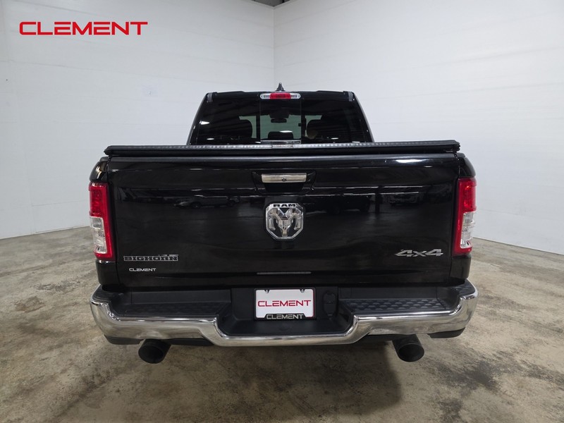 Ram 1500 Vehicle Full-screen Gallery Image 7