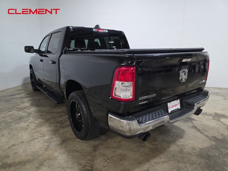 Ram 1500 Vehicle Full-screen Gallery Image 8