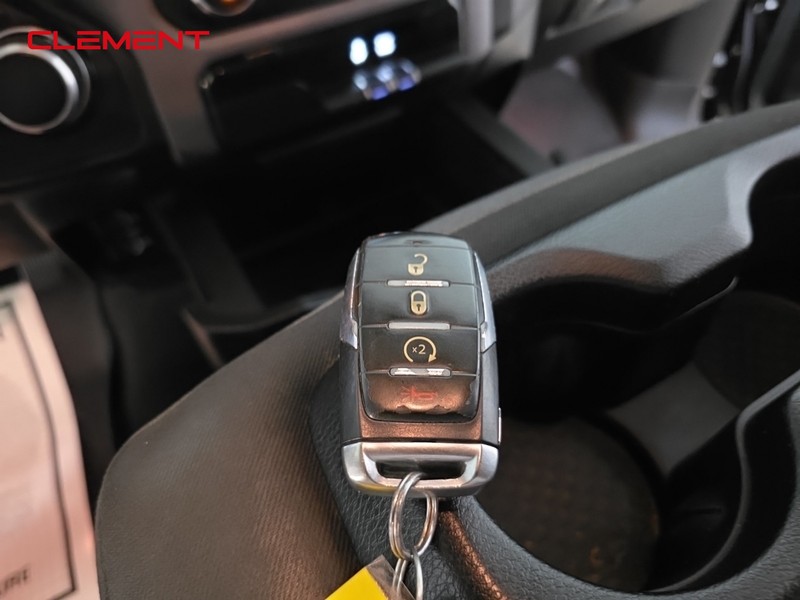 Ram 1500 Vehicle Full-screen Gallery Image 20