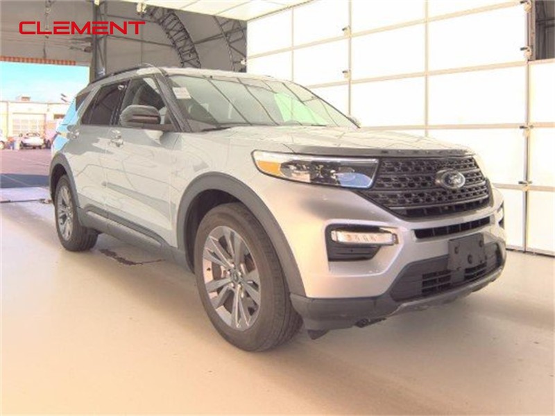 Ford Explorer Vehicle Image 02