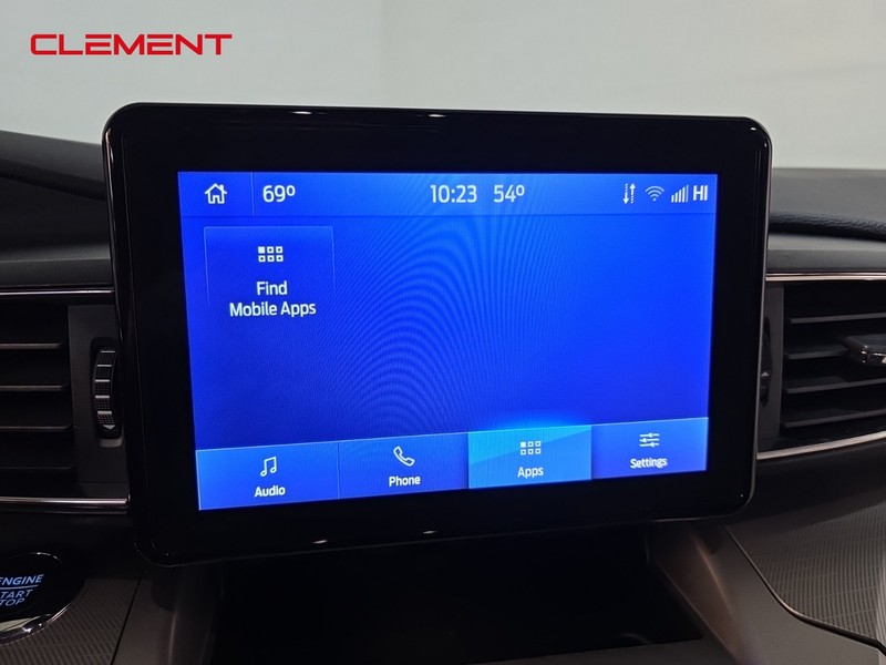 Ford Explorer Vehicle Full-screen Gallery Image 18