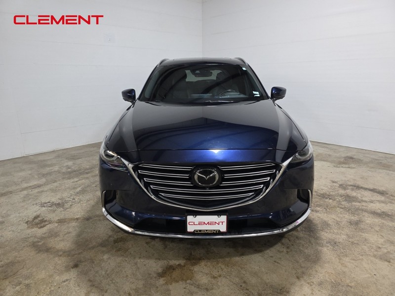 Mazda CX-9 Vehicle Full-screen Gallery Image 2
