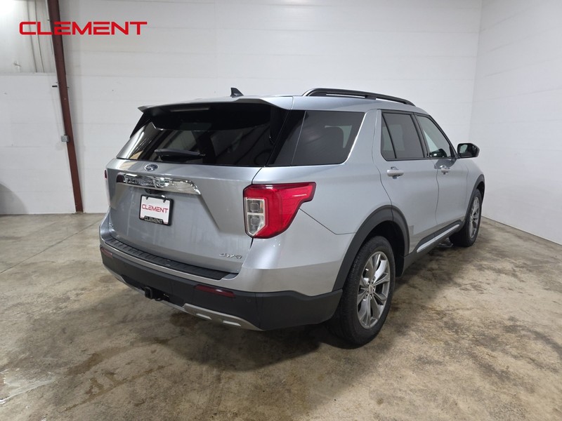 Ford Explorer Vehicle Image 06