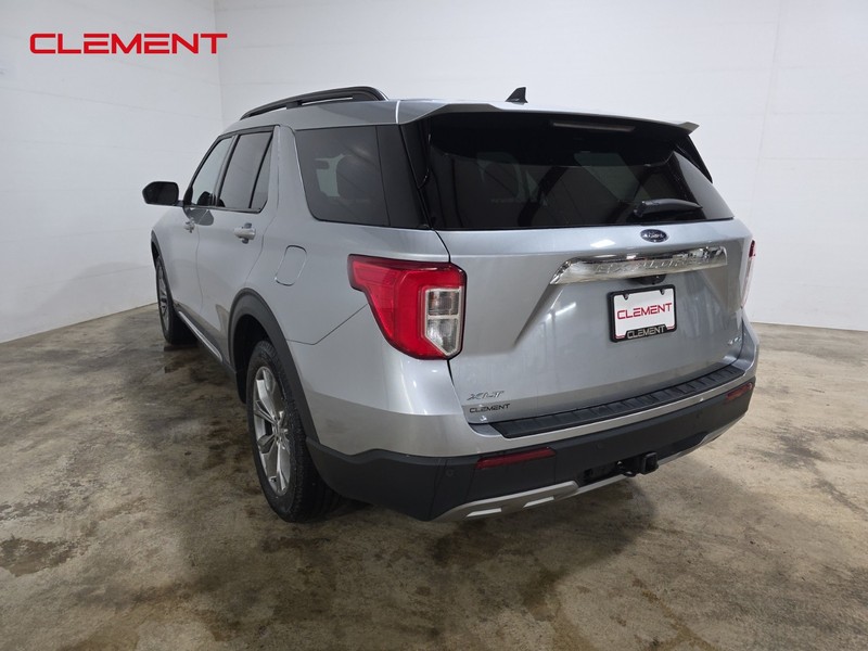 Ford Explorer Vehicle Image 08